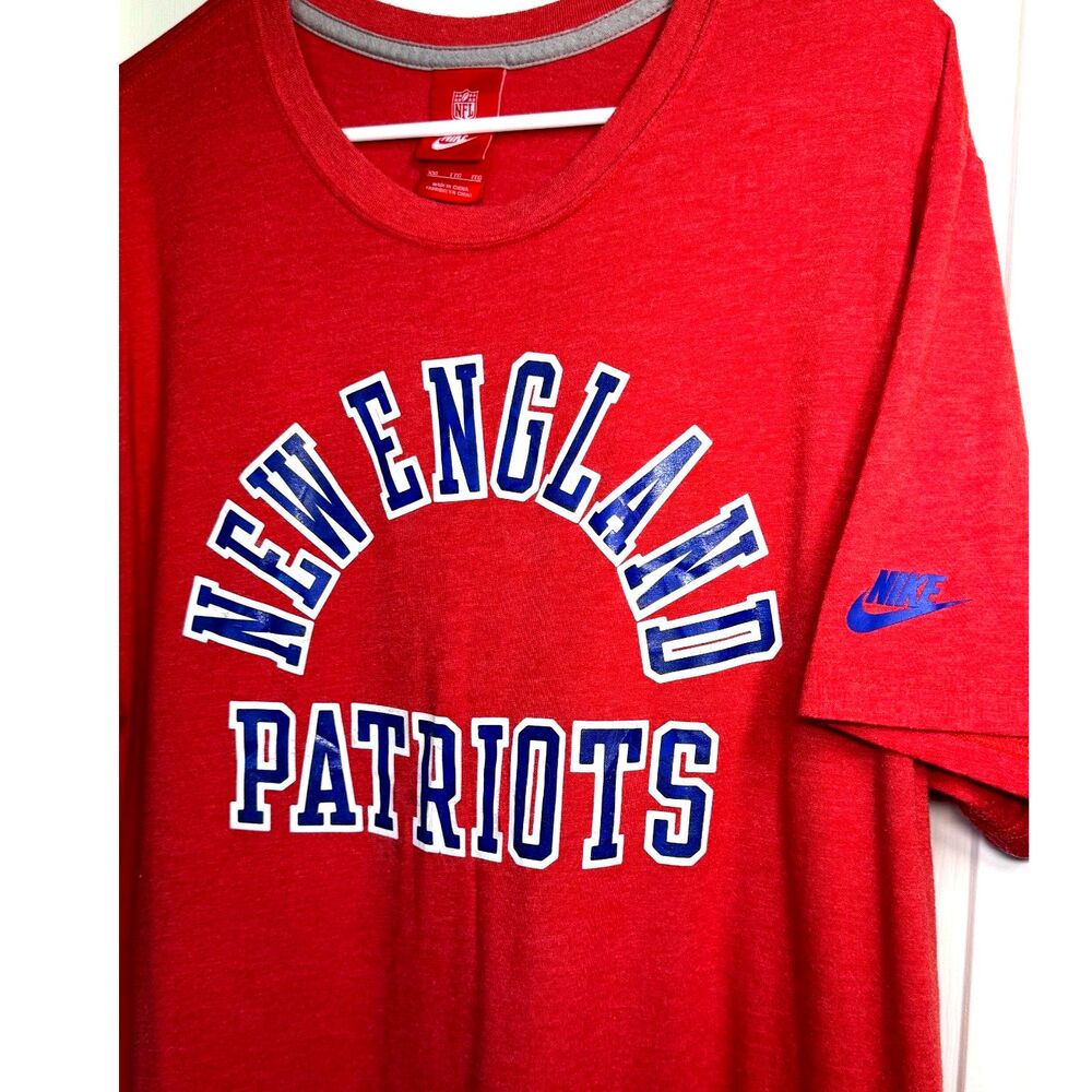 Nike Vintage 1980s New England Patriots T-Shirt Mens XXL Red Blue/white logo